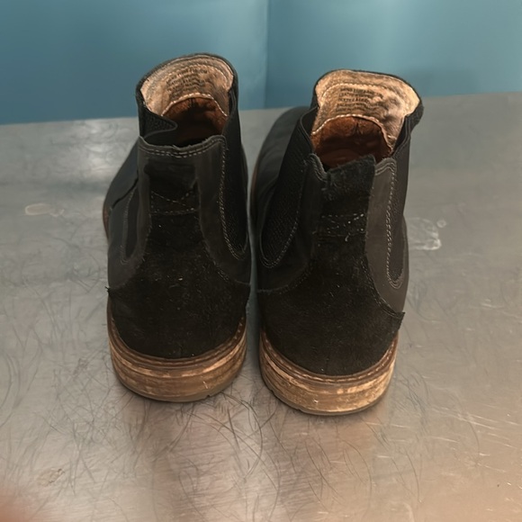 Used - Picture 3 of 5